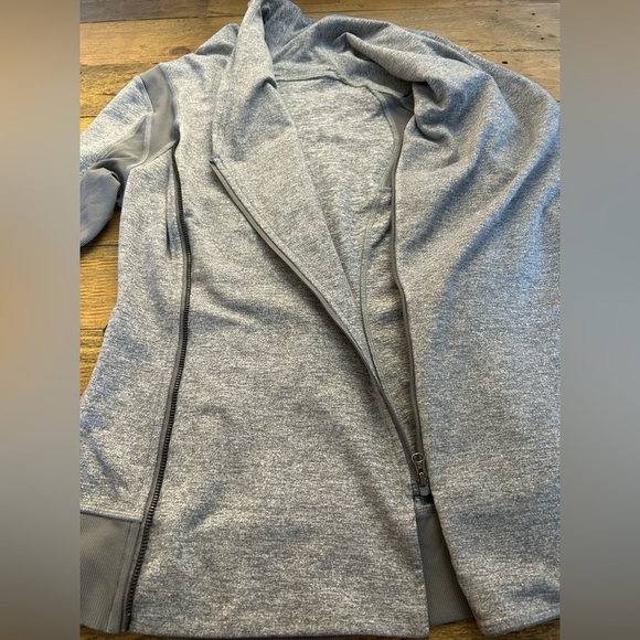 LULULEMON Gray Heathered Bhakti Yoga Flattering Jacket Double Zipper Thumb Hole - Picture 14 of 16
